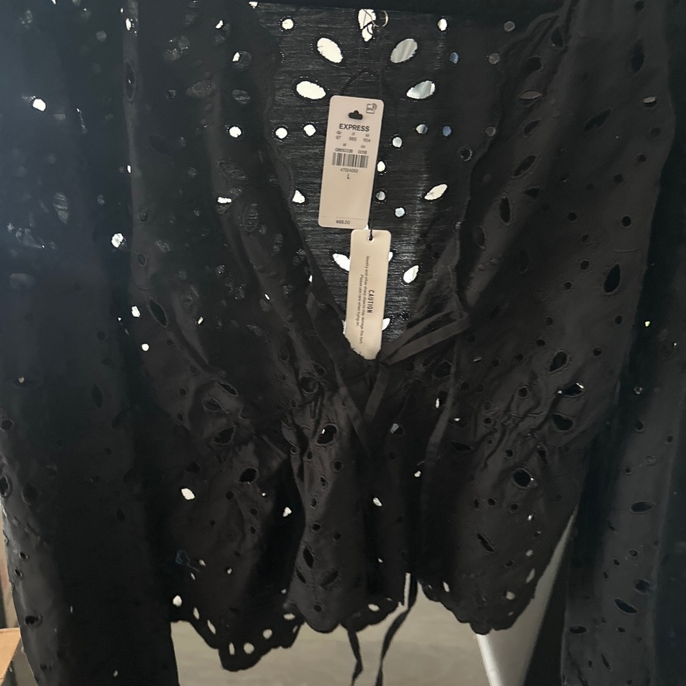 Eyelet V-Neck Double Tie Front Top- black express